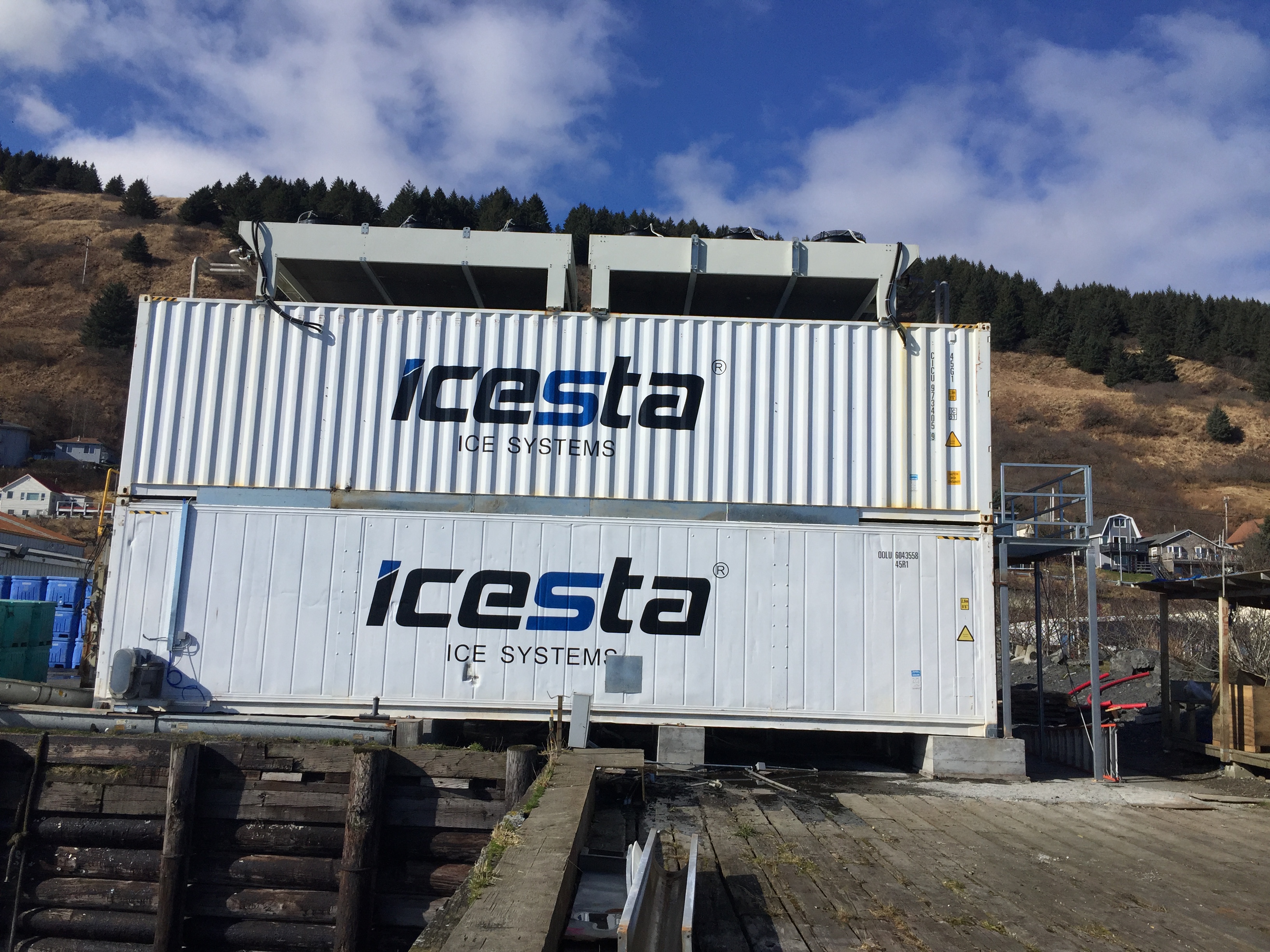 Estudio de caso: Hielo en escamas de 60 toneladas y sistema de almacenamiento y entrega totalmente automatizado para una empresa pesquera de alta mar de América del Norte