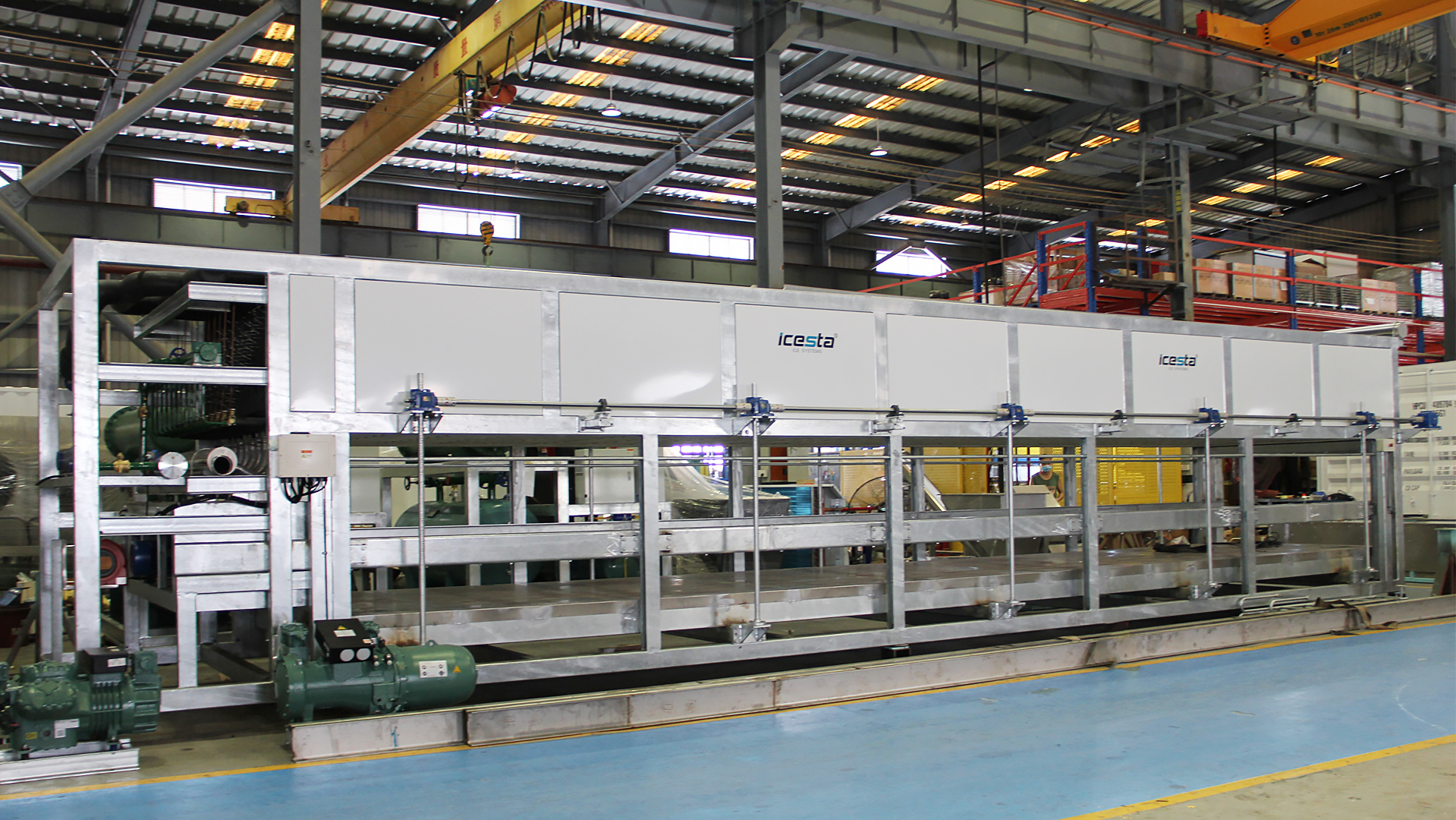 ICESTA pone en servicio una máquina de hielo en bloques galvanizada de enfriamiento directo de 25T/D en un matadero de Filipinas