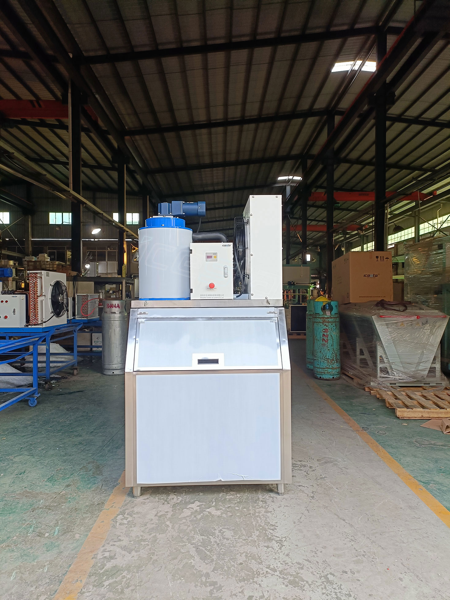 Máquina de hielo en escamas comercial nuevo estilo 300 kg 500 kg 1 tonelada en venta Fabricante ICESTA US $ 2200 - US $ 5000